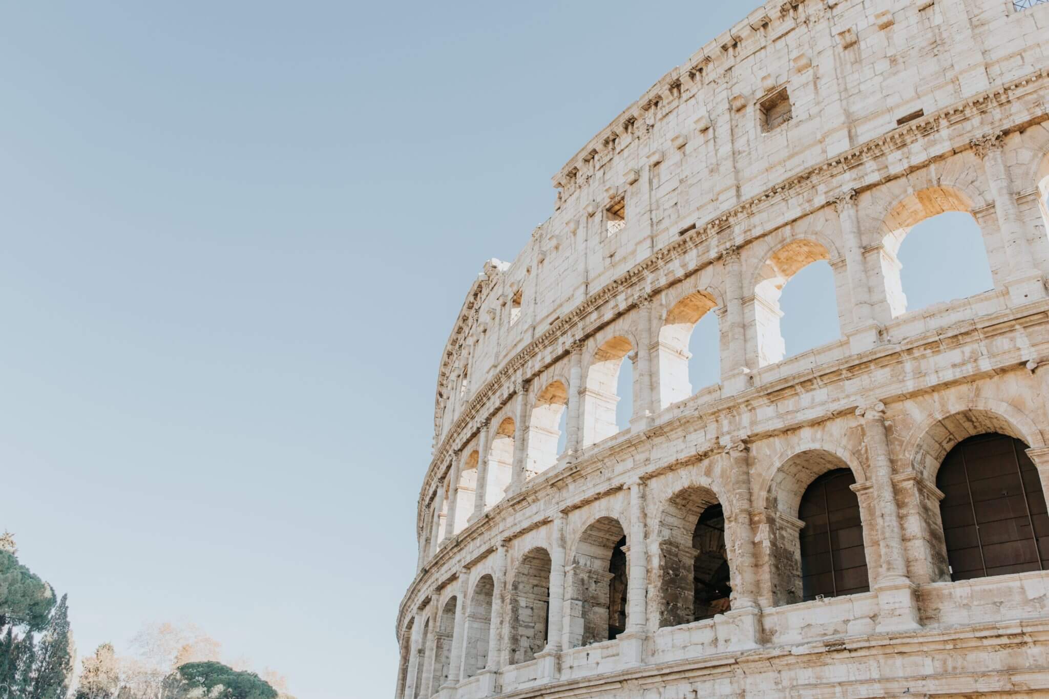 Italia - Colizeu - Photo by Braden Collum on Unsplash Italia - Colizeu - Photo by Braden Collum on Unsplash